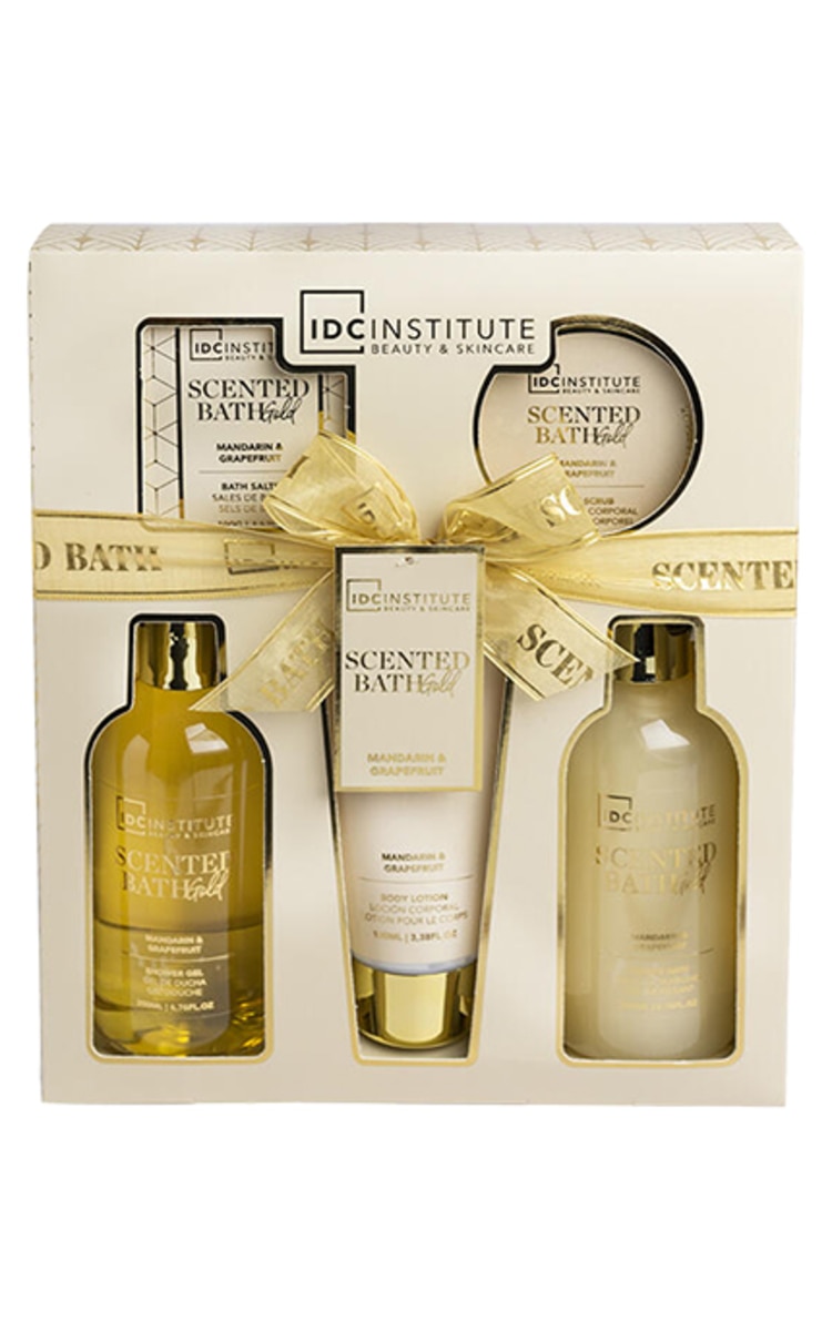 IDC INSTITUTE, SCENTED BATH GOLD, vonios rinkinys: dušo želė 200 ml., vonios putos 200ml., kūno šveitiklis 60 ml., kūno losjonas 100 ml., vonios druska 100 ml.